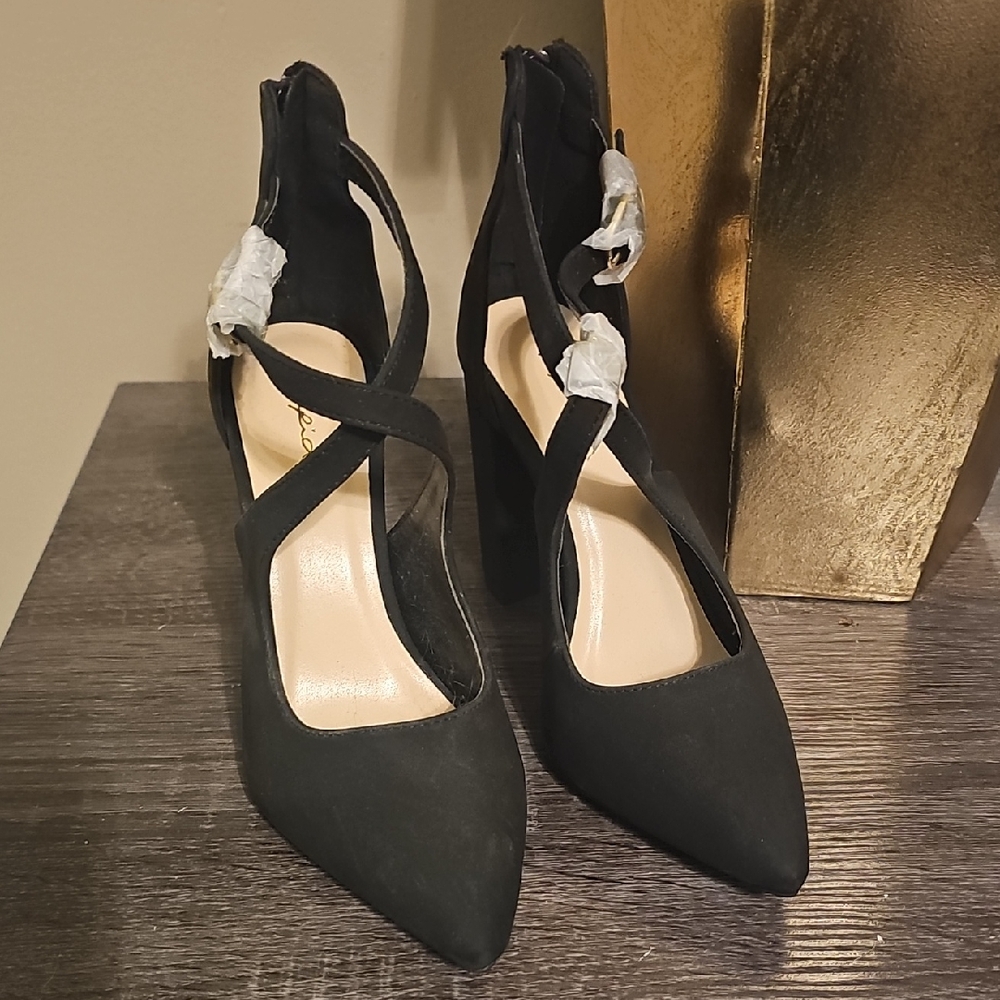 NEW Black Women's Heels